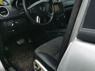 2005 Mercedes-Benz M-Класс 500 II (W164), серый, 1100000 рублей, вид 4