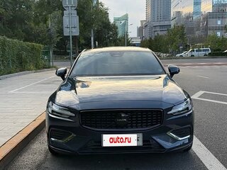 2022 Volvo S60 III, серый, 3893055 рублей, вид 2