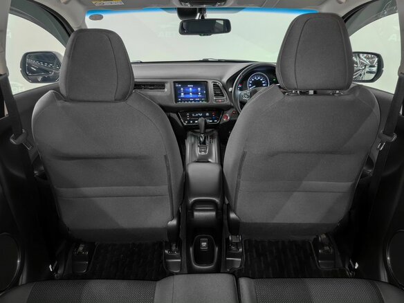 2018 Honda Vezel I Рестайлинг, чёрный, 2010000 рублей - вид 16