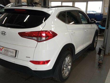 2018 Hyundai Tucson III, белый, 1770000 рублей, вид 3