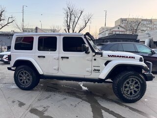 2018 Jeep Wrangler IV (JL), белый, 4750000 рублей, вид 3