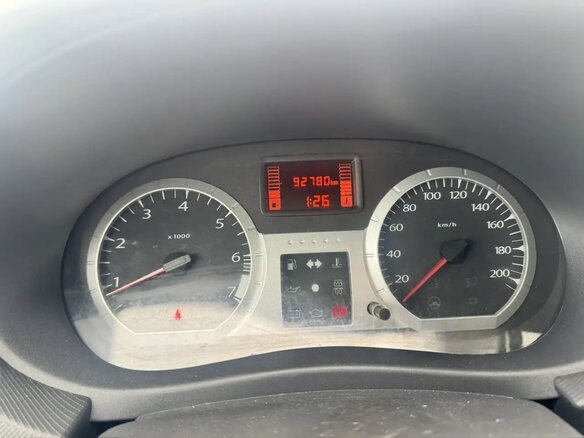 2021 Lada (ВАЗ) Largus Cross I, белый, 1100000 рублей - вид 6