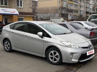 2014 Toyota Prius III Рестайлинг (XW30), серый, 1150000 рублей, вид 1