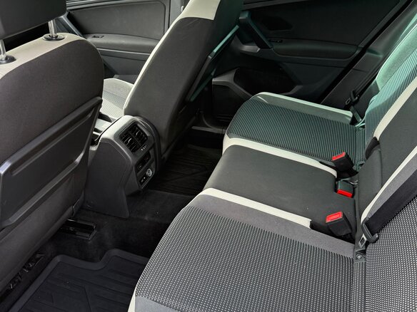2019 Volkswagen Tiguan II, чёрный, 2350000 рублей - вид 12