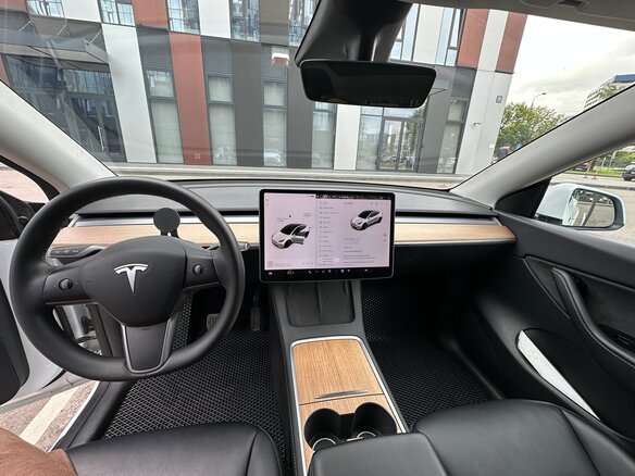 2020 Tesla Model Y Long Range I, белый - вид 13