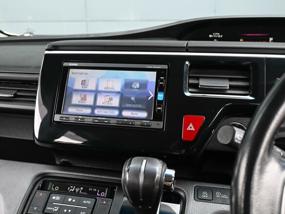2015 Honda Stepwgn Spada V, белый, 1989000 рублей - вид 24