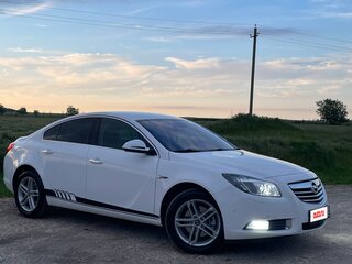 2013 Opel Insignia I, белый, 930000 рублей, вид 4