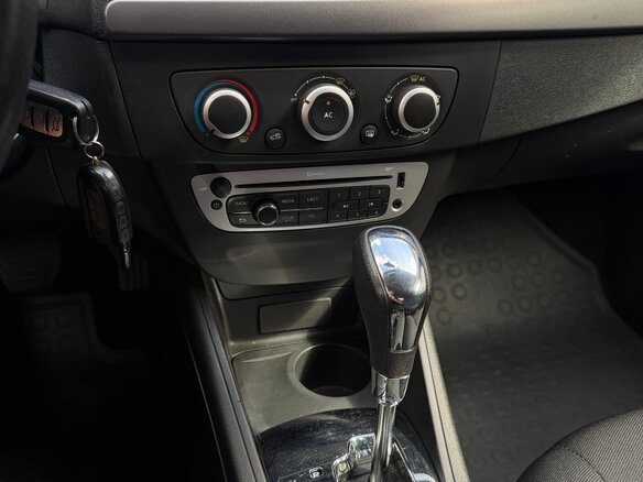 2013 Renault Fluence I Рестайлинг, коричневый, 710000 рублей - вид 5