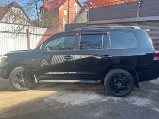 2011 Toyota Land Cruiser 200 Series, чёрный, 3500000 рублей, вид 4