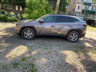 2022 Hyundai Tucson IV, серый, 3140000 рублей, вид 3