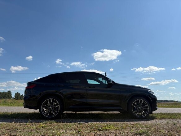 2020 BMW X4 M40i II (G02), чёрный, 4150000 рублей - вид 1