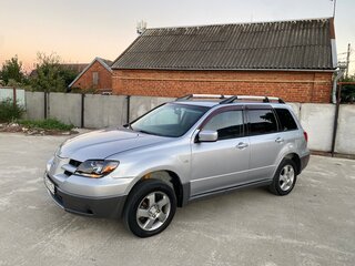 2004 Mitsubishi Outlander I, серебристый, 620000 рублей, вид 1