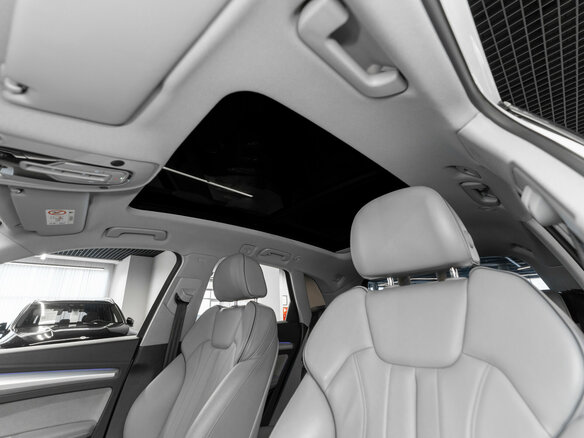 2021 Audi Q5 45 TFSI II (FY) Рестайлинг, белый, 4000000 рублей - вид 9