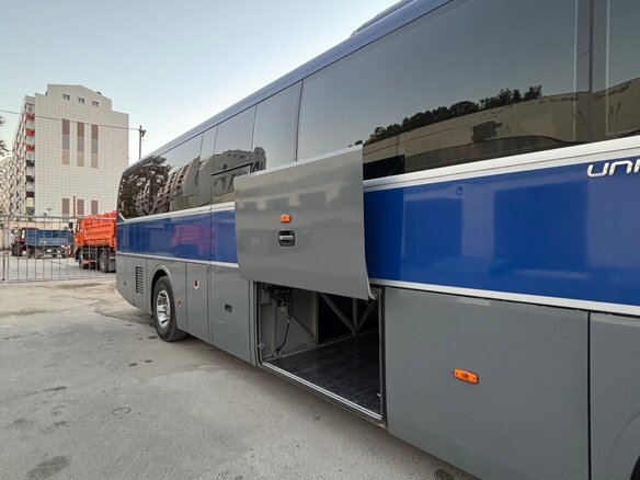 2017 Hyundai Universe, синий, 8200000 рублей - вид 9