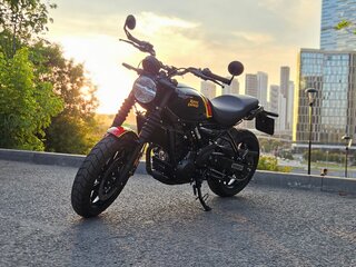 Royal Enfield Guerrilla 450