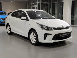 2020 Kia Rio IV, белый, 1545000 рублей, вид 3