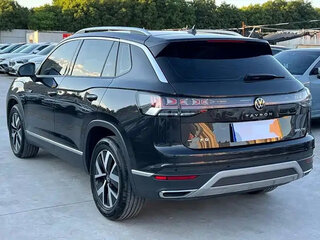 2023 Volkswagen Tayron I Рестайлинг, коричневый, 2146003 рублей, вид 4