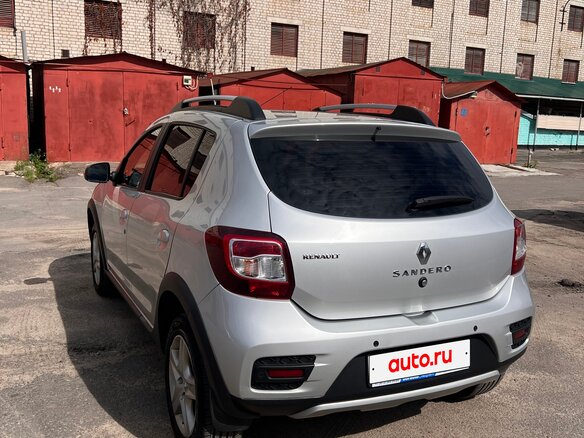 2016 Renault Sandero Stepway II, серебристый, 950000 рублей - вид 5