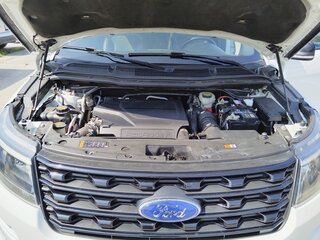 2015 Ford Explorer V Рестайлинг, белый, 2450000 рублей, вид 5