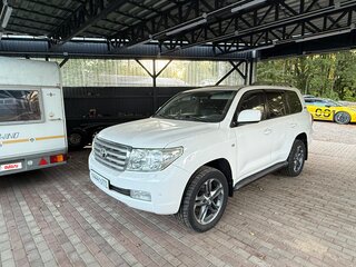 2011 Toyota Land Cruiser 200 Series, белый, 2590000 рублей, вид 1