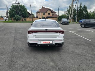 2021 Kia K5 III, белый, 2100000 рублей, вид 4
