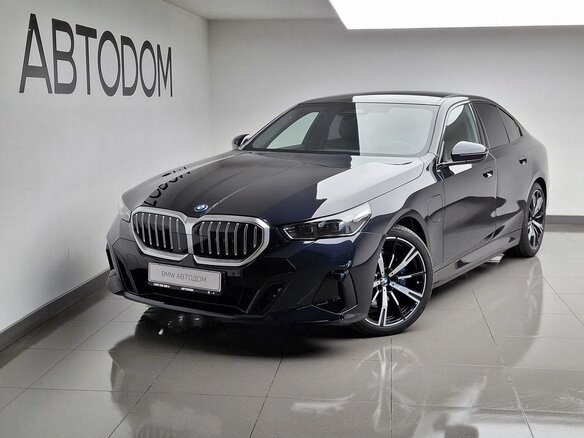2025 BMW 5 серии 530e VIII (G60/G61/G68), чёрный