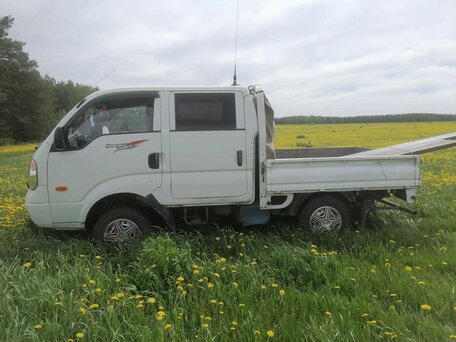 2011 Kia Bongo, белый, 900000 рублей, вид 3