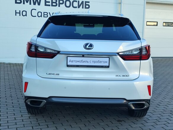 2019 Lexus RX 300 IV, белый, 3975000 рублей - вид 3