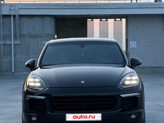 2015 Porsche Cayenne II Рестайлинг (958), чёрный, 3100000 рублей, вид 1