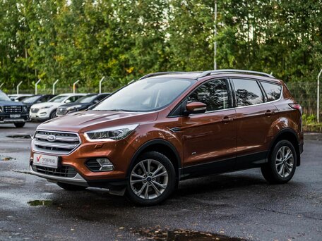 2017 Ford Kuga II Рестайлинг, оранжевый, 1355000 рублей, вид 1