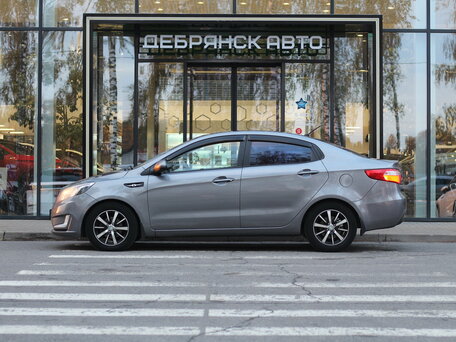 2012 Kia Rio 4-speed III, серый, 845000 рублей, вид 2