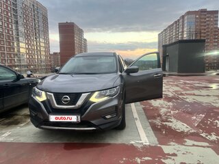 2020 Nissan X-Trail III Рестайлинг, серебристый, 1900000 рублей, вид 1