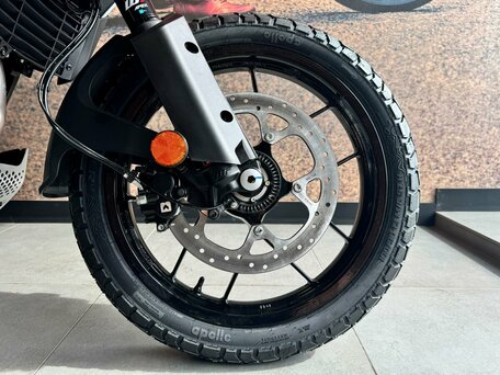2026 KTM 390 Adventure X, белый, 720000 рублей, вид 5