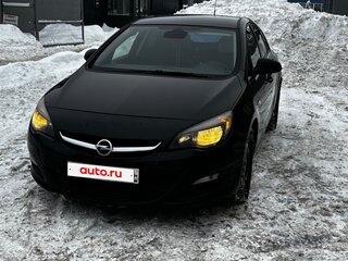 2013 Opel Astra J Рестайлинг, чёрный, 570000 рублей, вид 2