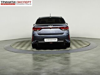 2021 Kia Rio IV Рестайлинг, серый, 1747000 рублей, вид 5