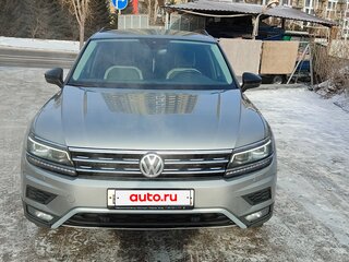 2020 Volkswagen Tiguan II, серебристый, 2600000 рублей, вид 2