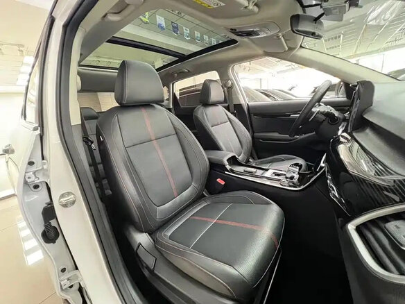 2022 Kia KX3, белый, 1370000 рублей - вид 17