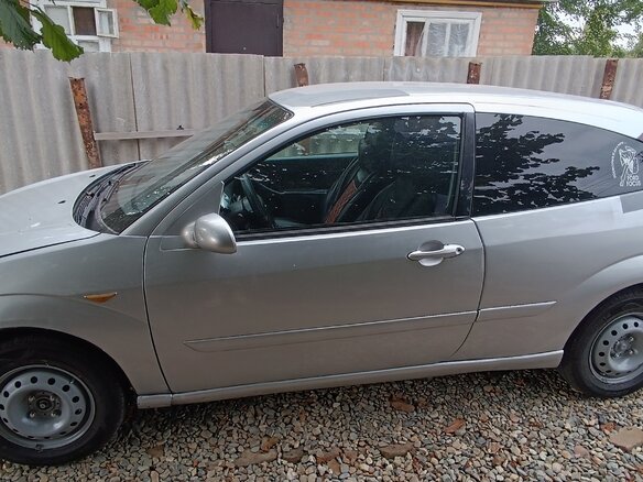 1999 Ford Focus I, серебристый, 250000 рублей - вид 4