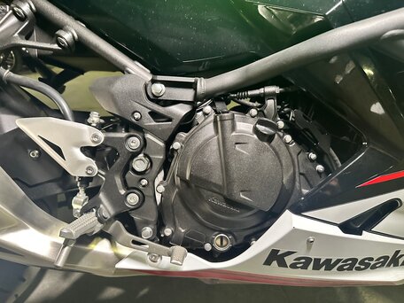 2021 Kawasaki Ninja 400, зелёный, 640000 рублей, вид 5