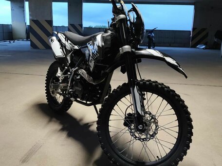 2026 BSE Z1, чёрный, 125000 рублей, вид 3