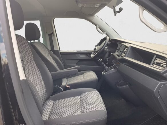 2022 Volkswagen Multivan T6 Рестайлинг, синий, 5350000 рублей - вид 11