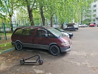 1995 Toyota Estima Lucida I, красный, 300000 рублей, вид 4