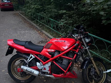 1993 Suzuki Bandit GSF 400, красный, 150000 рублей, вид 1