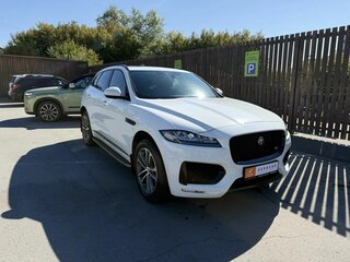 2017 Jaguar F-Pace I, белый, 3699000 рублей, вид 3