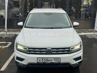 2018 Volkswagen Tiguan II, белый, 2680000 рублей, вид 2