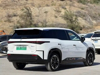 2026 Toyota bZ3X 58.3 kWh, белый, 2555700 рублей, вид 4