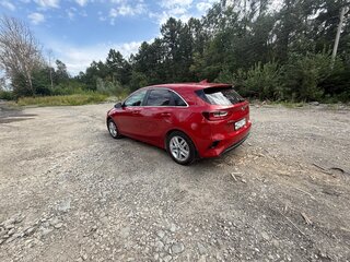 2019 Kia Ceed III, красный, 1600000 рублей, вид 5