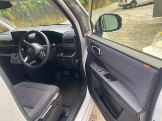 2022 Honda Stepwgn VI, белый, 2550000 рублей, вид 4