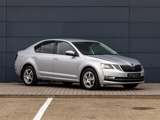 2017 Skoda Octavia III (A7) Рестайлинг, серебристый, 1355000 рублей, вид 3