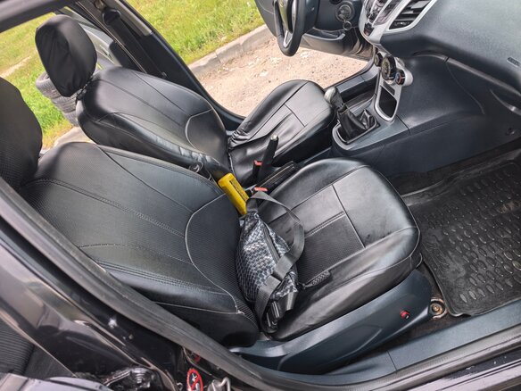 2011 Ford Fiesta Mk6, чёрный, 650000 рублей - вид 6